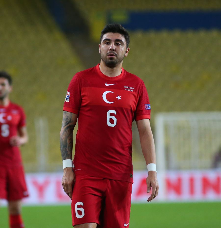  Bursaspor’un gözü Ozan Tufan transferinde 