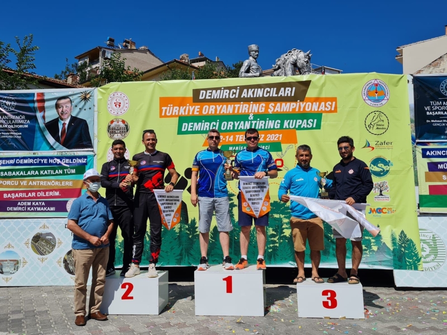 DOSTUM Oryantiring Takımı Türkiye şampiyonu oldu
