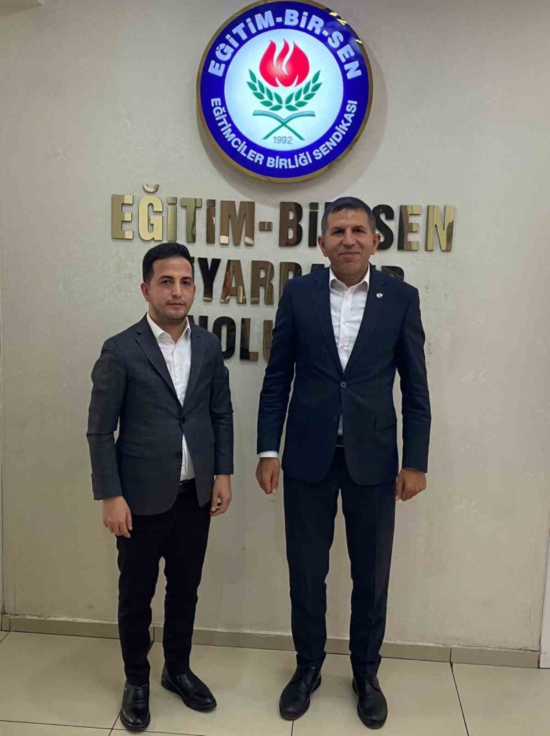 Öz Sağlık İş Sendikası Diyarbakır Şube Başkanı Aküzüm ziyaretlerine devam ediyor
