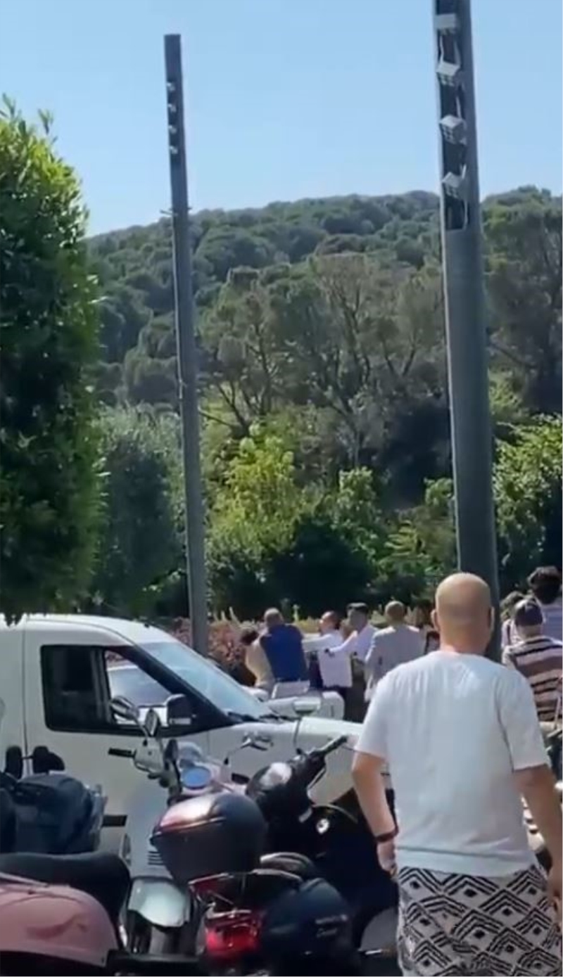 İtalyan şef Danilo Zanna restoranı önünde darp edildi
