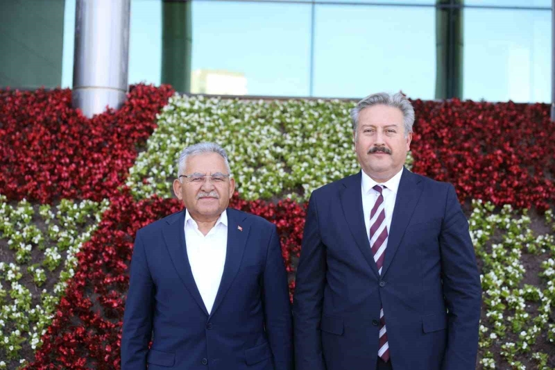 Başkan Büyükkılıç’tan Başkan Palancıoğlu ile istişare toplantısı
