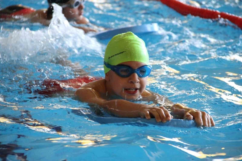 Erzincan Olimpik Yüzme Havuzu ağustos ayı kurs kayıt tarihleri belirlendi
