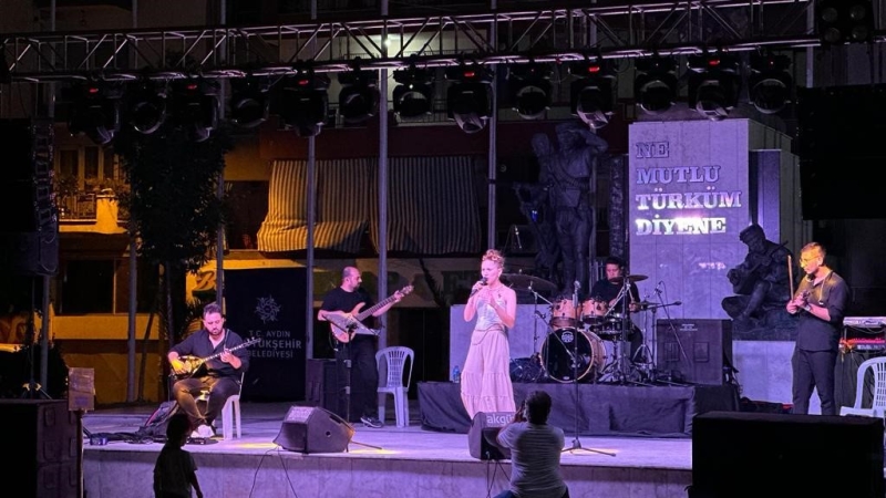 Aydın Büyükşehir Belediyesi’nden İncirliova’da Yaz Konseri

