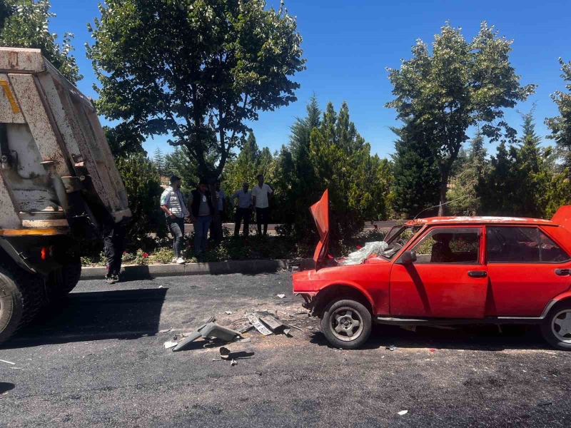 Nevşehir’de trafiğe kapalı yola girdi, dehşet saçtı: 2 ölü , 2 yaralı
