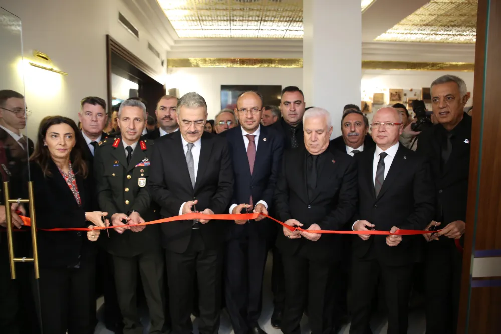 Başkan Bozbey: “Kent Meydanı’nda Ata’mızın izi olacak”