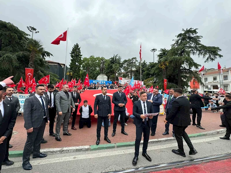 Bursa Ülkü Ocaklarından 19 Mayıs yürüyüşü
