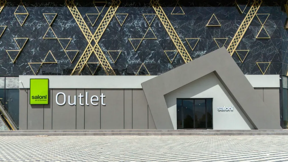 Saloni Outlet İnegöl’de Açıldı