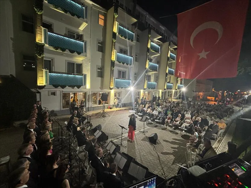 Oylat’ta Musiki Tadında Gece