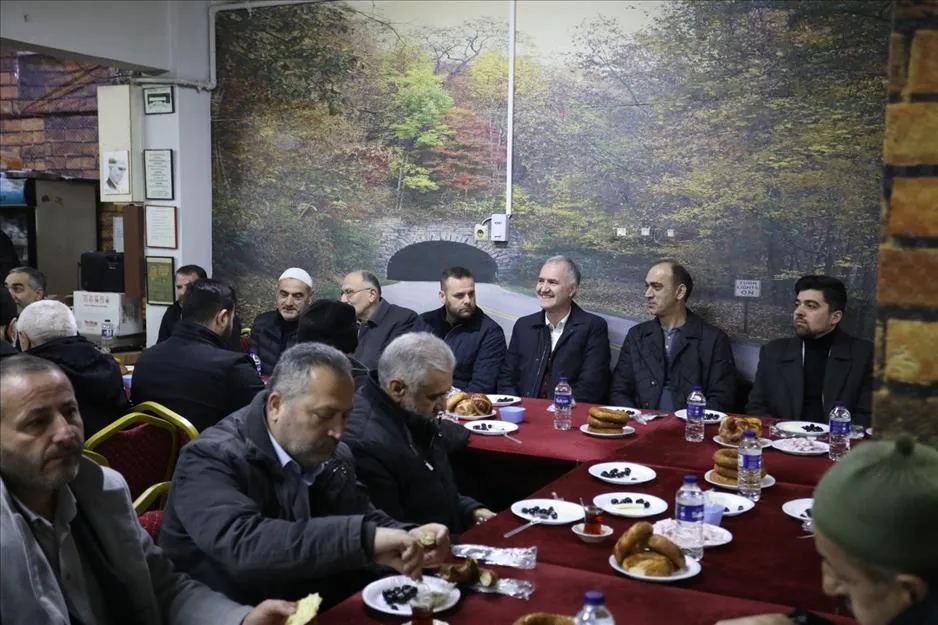  Bereket Sofrasının Bu Haftaki Durağı Hacı Lütfullah Cami Oldu