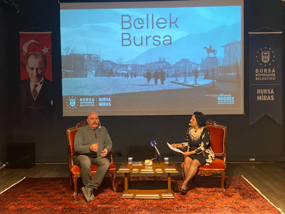 ‘Bursa Bellek- Kent Söyleşileri’nin ilk konuğu Ezel Akay oldu