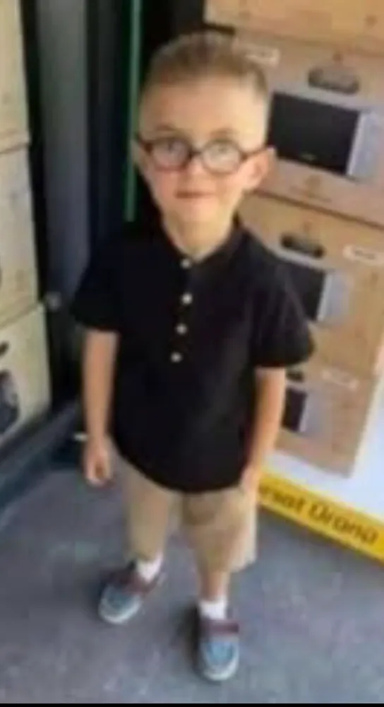 4. kattan düşen çocuk hayatını kaybetti