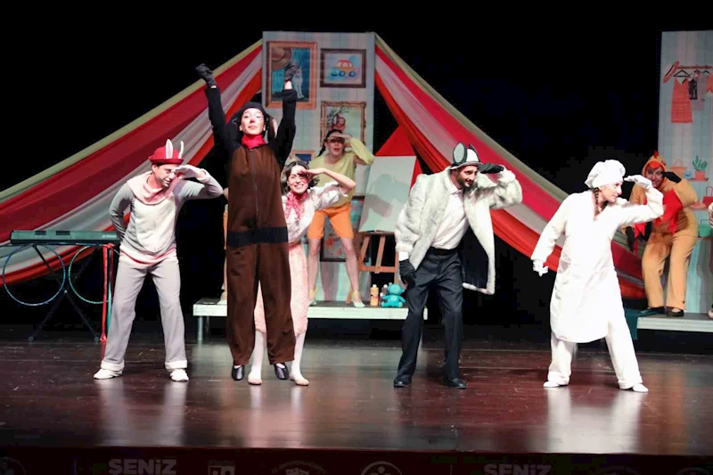 Menteşe Belediye Tiyatrosu uluslararası festivalde sahne aldı
