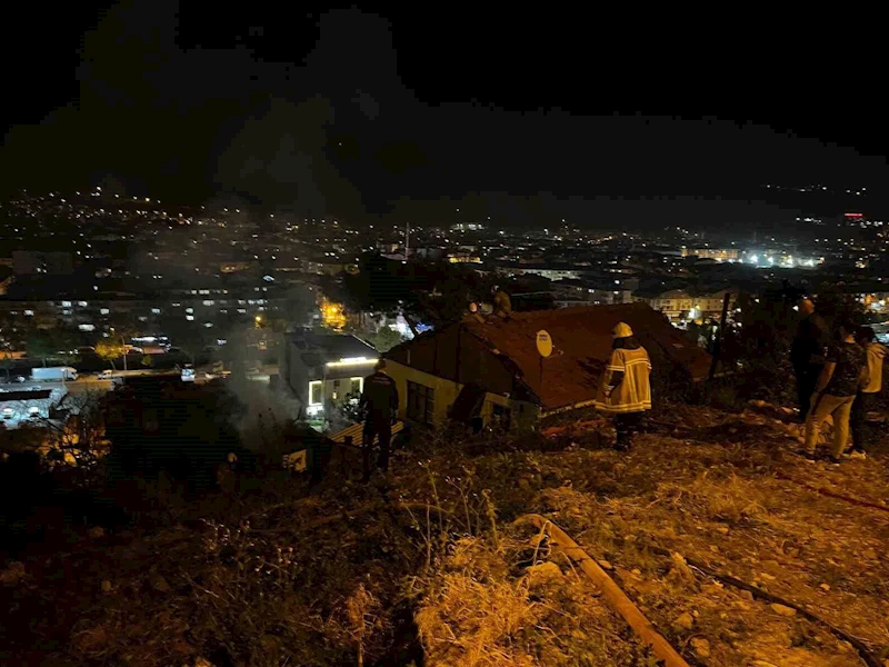 Bursa’da korkutan odunluk yangını

