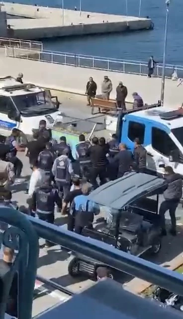 Sahil şeridini mesken tutan seyyar satıcılara operasyon
