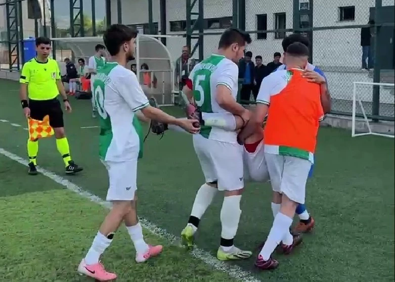 Bursa Amatör maçında skandal
