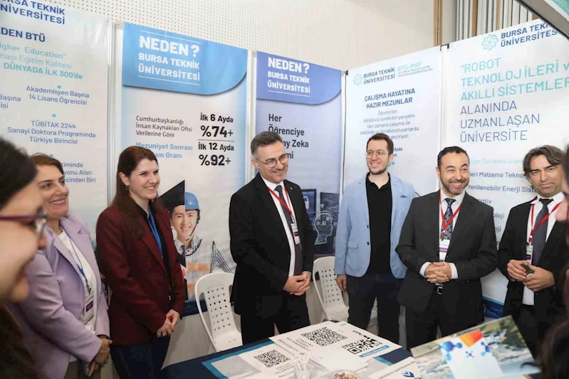 BTÜ Marmara Kariyer Fuarı’nda ilgi gördü
