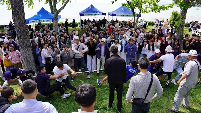 Kırgız halkı İznik’te şenliklerde buluştu
