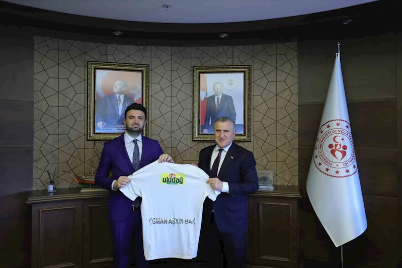 Enes Çelik’ten Gençlik ve Spor Bakanı’na teşekkür ziyareti
