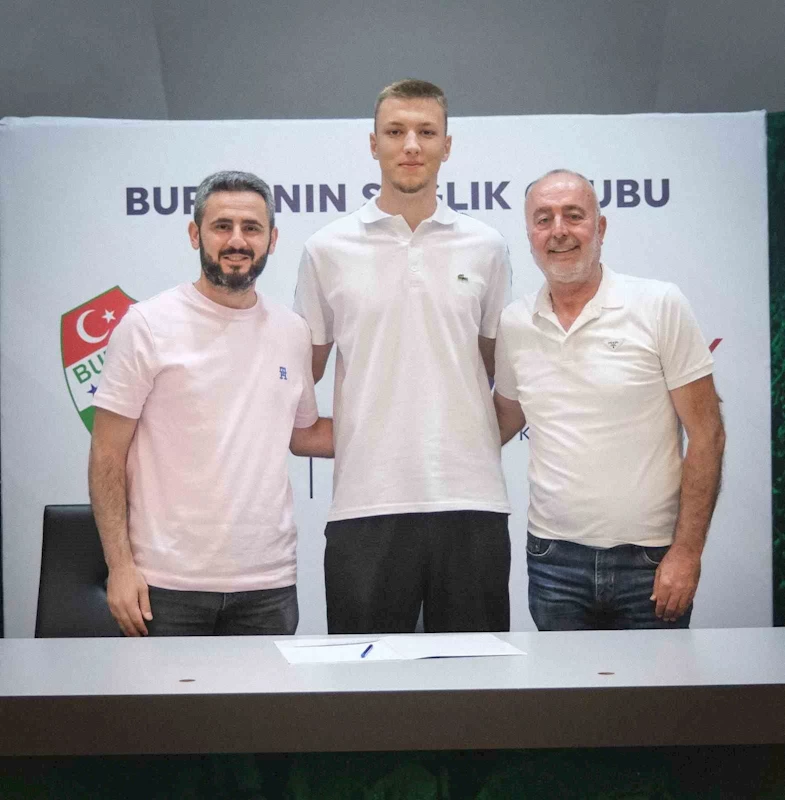 Bursaspor, genç kaleci Kerem Matışlı ile sözleşme uzattı
