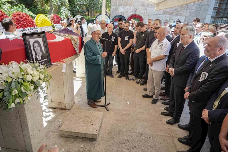 Eski CHP Milletvekili Lale Karabıyık son yolculuğuna uğurlandı
