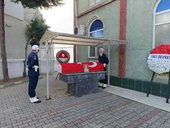 Emekli Binbaşı Özcan Yıldız’a askeri törenle veda

