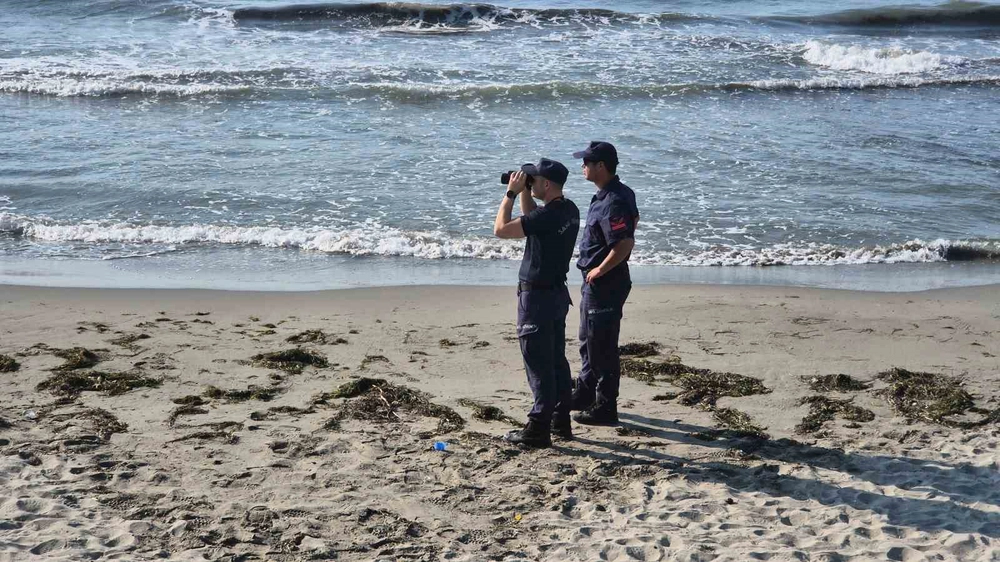 Olumsuz Hava Koşulları Saray'da Deniz Yasağı Getirdi