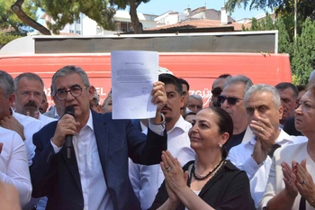 Balıkesir'de CHP'de büyük istifa dalgası; il başkanı ve 20 ilçe başkanı Yeni Parti'ye geçti