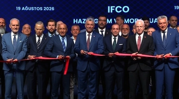 Ticaret Bakanı Ömer Bolat Toplam İhracatın 400 Milyar Doları Aştığını Açıkladı