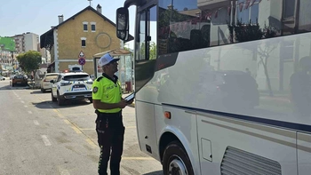 Bandırma'da trafik denetimleri rekor kırdı: 71 bin araç kontrol edildi