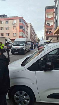 Esenyurt'ta servis minibüsünün çarptığı 6 yaşındaki çocuk yaşamını yitirdi