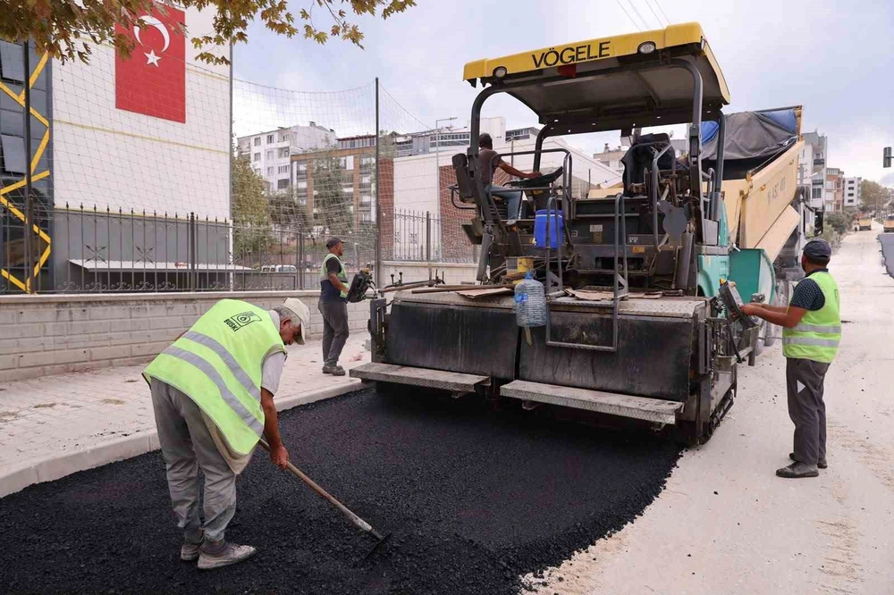 Mustafakemalpaşa'da Altyapı ve Üstyapı Çalışmalarıyla Modern Dönüşüm Başladı
